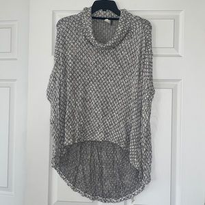 Women’s XS/S Anthropologie ‘Akemi +Kin brand tunic